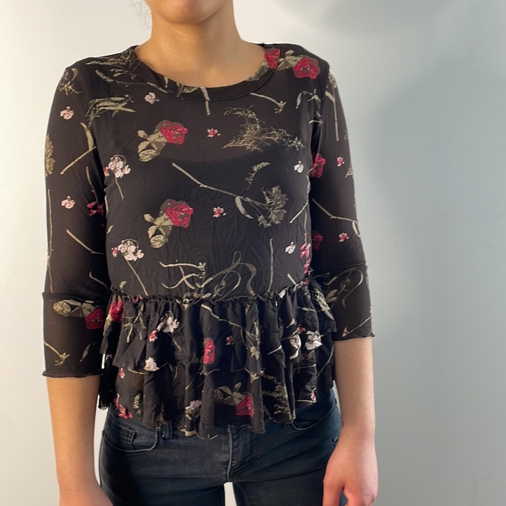 Urban Outfitters Out From Under Ruffled Floral Top - Picture 5 of 7